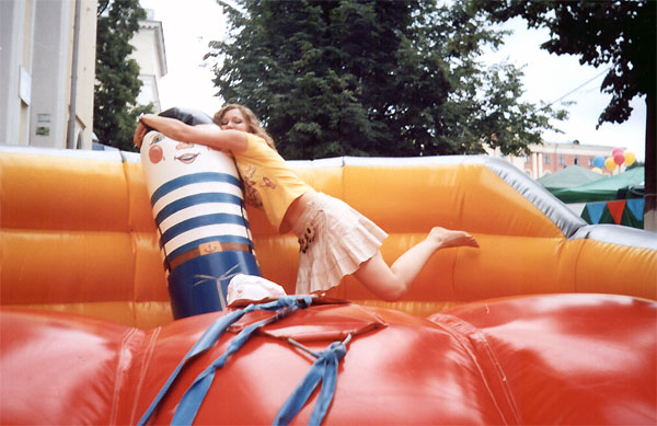 ����������